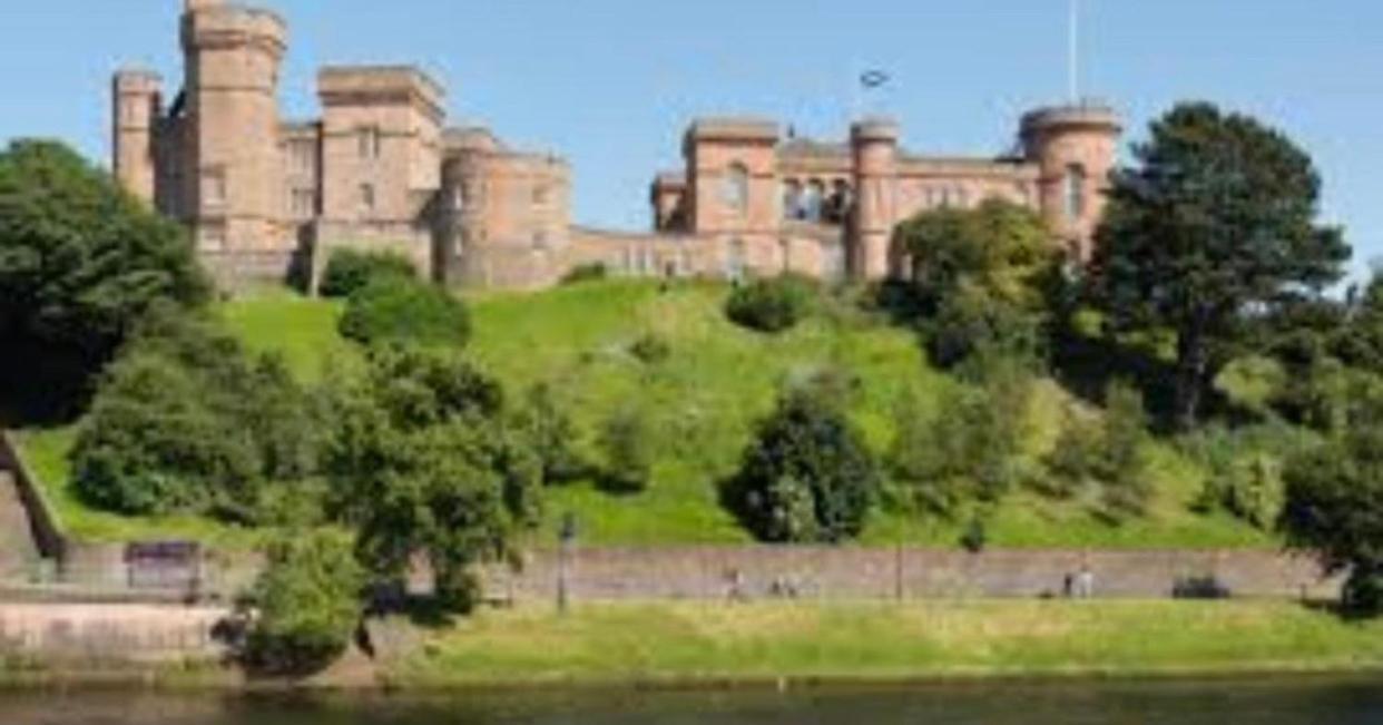 Inverness City Apartments - Modern & Bright Apartment Close To Raigmore Hospital & Shops Inshes Eksteriør billede