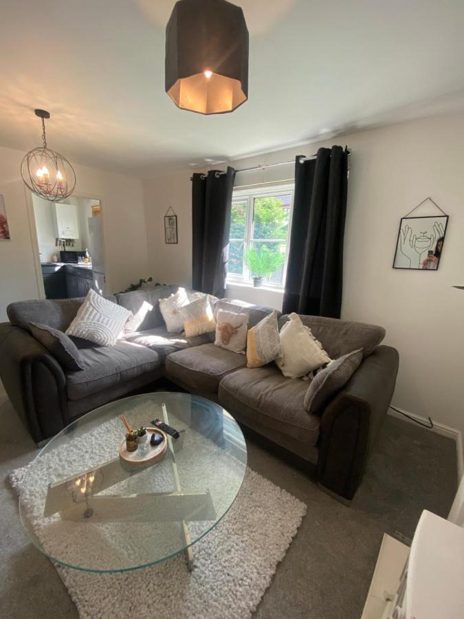 Inverness City Apartments - Modern & Bright Apartment Close To Raigmore Hospital & Shops Inshes Eksteriør billede